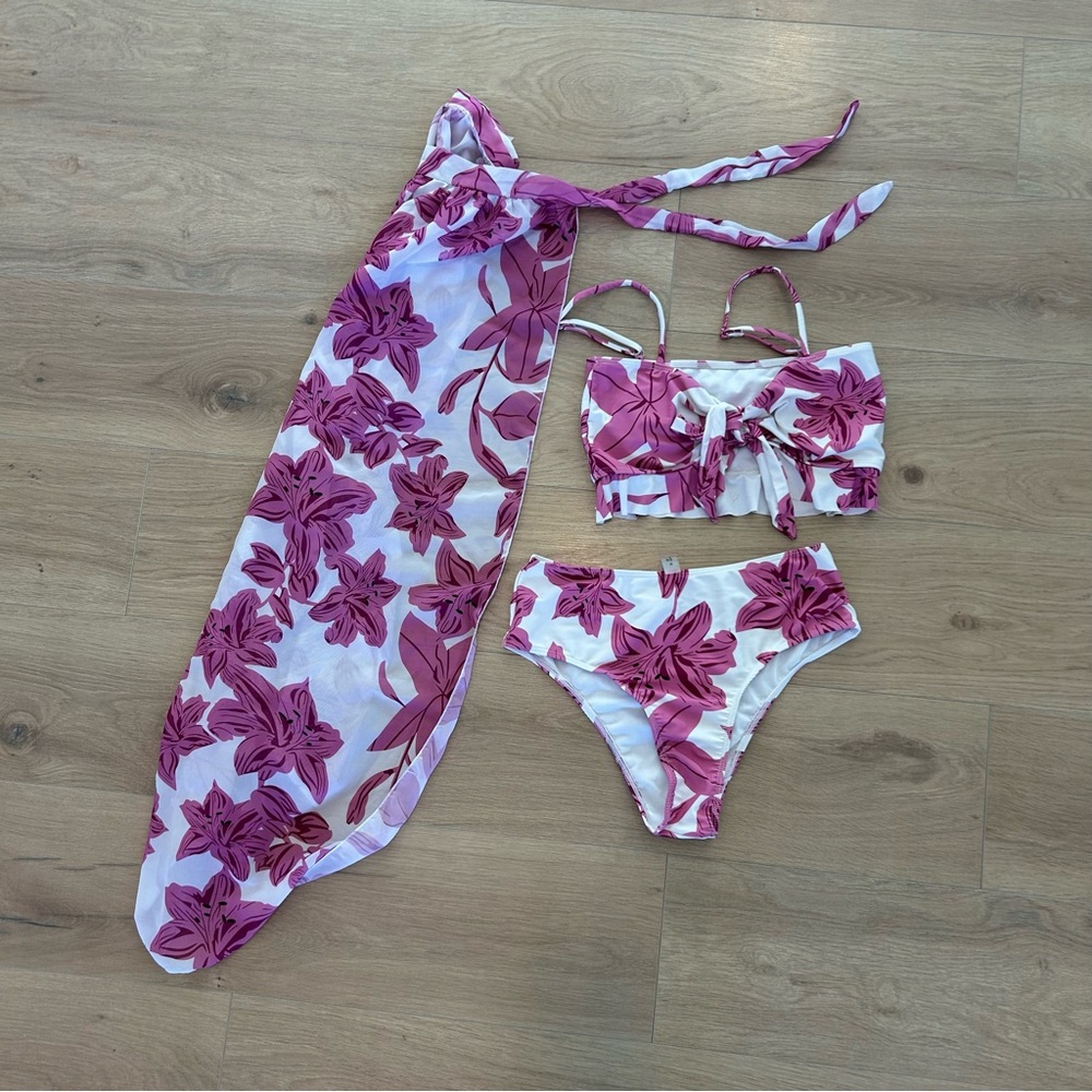 3 piece Floral white and magenta Bikini Set with Sarong - M